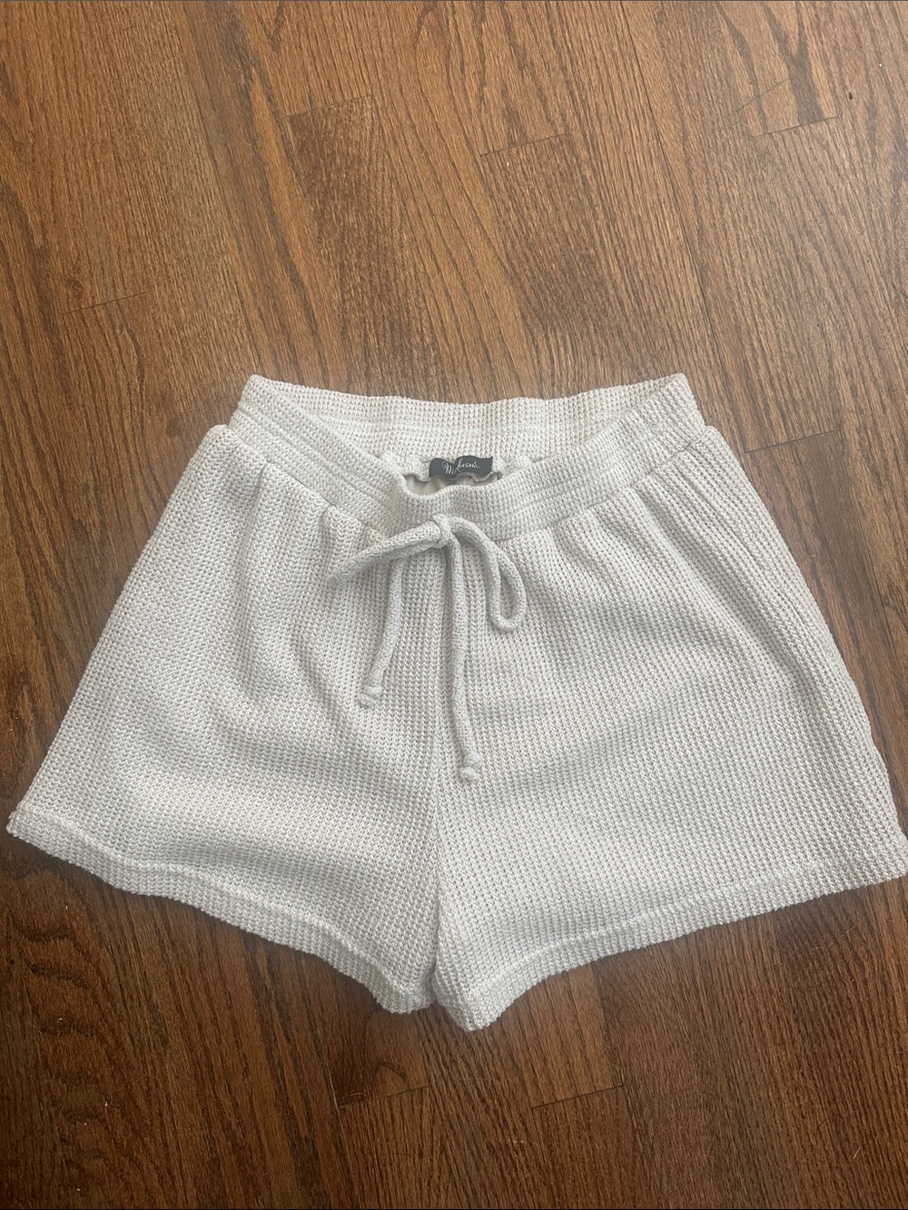 Cozy Knit Drawstring Women’s Shorts - White